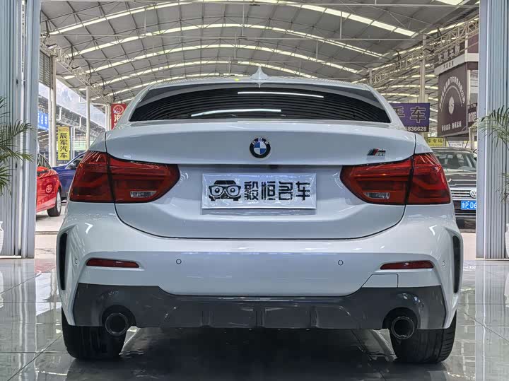 Фото 9 - BMW 1 Series