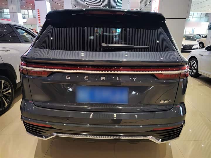 Фото 6 - Geely Monjaro