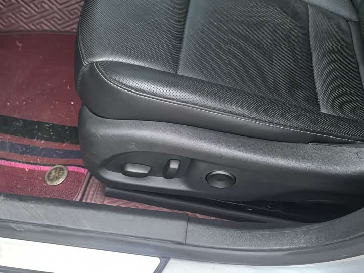 Фото 9 - Cadillac CT5