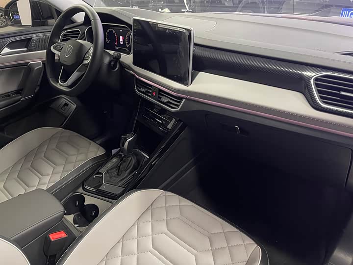 Фото 8 - Volkswagen Tayron