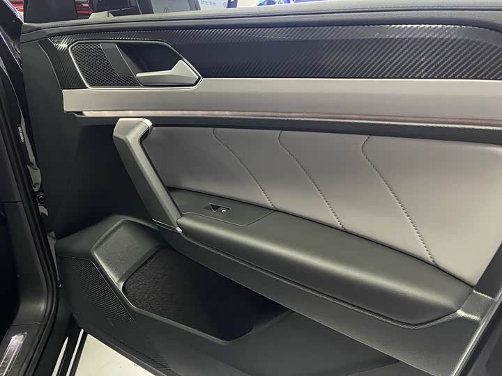 Фото 9 - Volkswagen Tayron