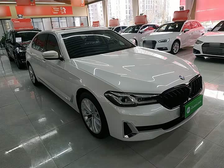 Фото 4 - BMW 5 Series