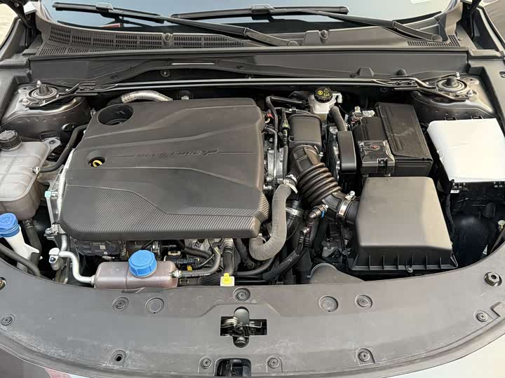 Фото 7 - Changan UNI-V