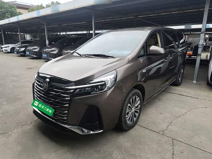 Фото 1 - Buick GL8 ES