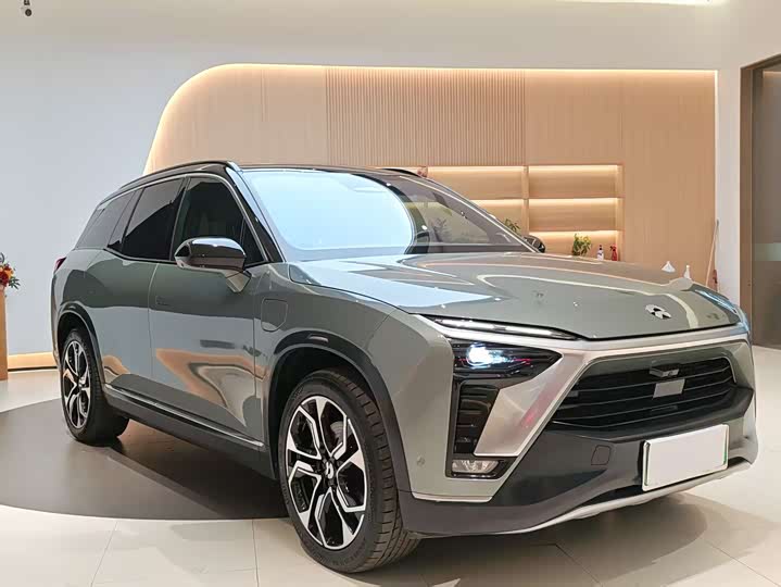 Фото 3 - Nio ES8