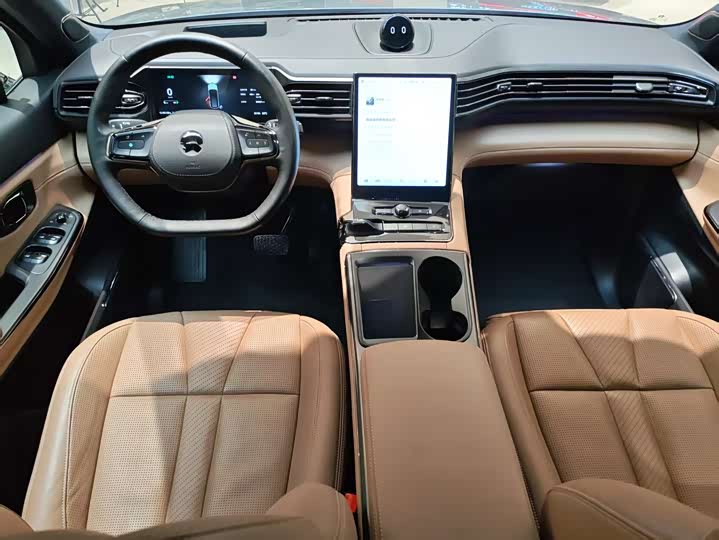 Фото 8 - Nio ES8