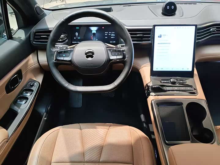 Фото 9 - Nio ES8