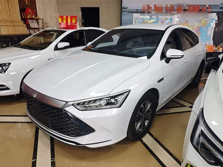 Фото 2 - BYD Qin Plus