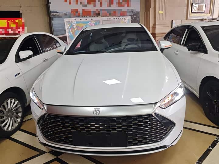 Фото 3 - BYD Qin Plus