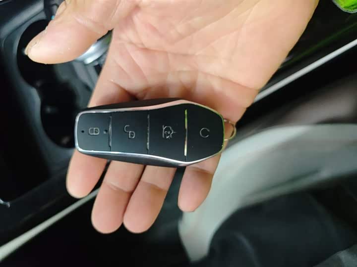 Фото 9 - BYD Qin Plus