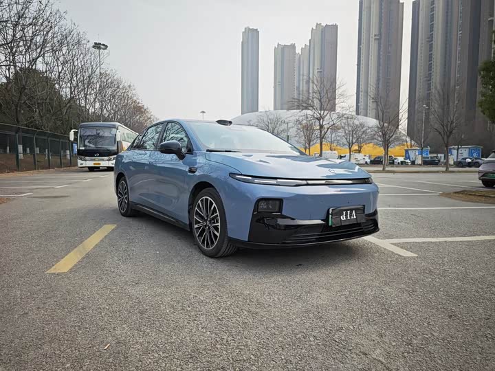 Фото 3 - Leapmotor B01