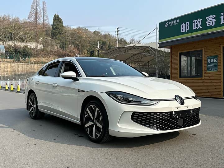 Фото 3 - Volkswagen Lamando L