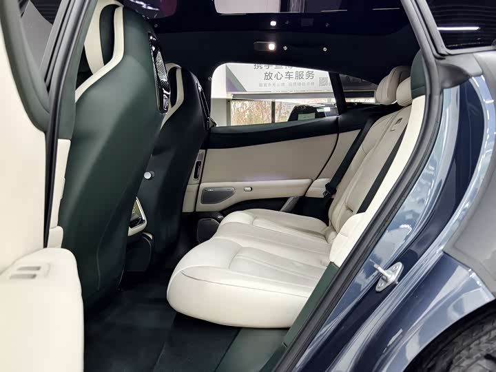 Фото 9 - Xiaomi YU7