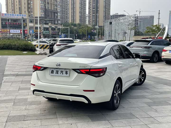 Фото 7 - Nissan Sylphy