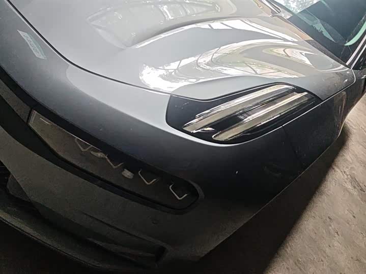 Фото 5 - Zeekr 001