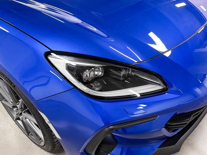 Фото 4 - Subaru BRZ