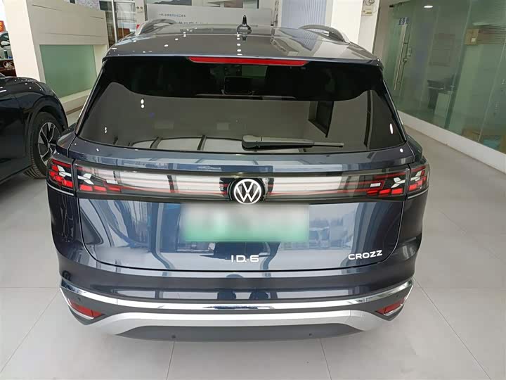 Фото 6 - Volkswagen ID.6 Crozz