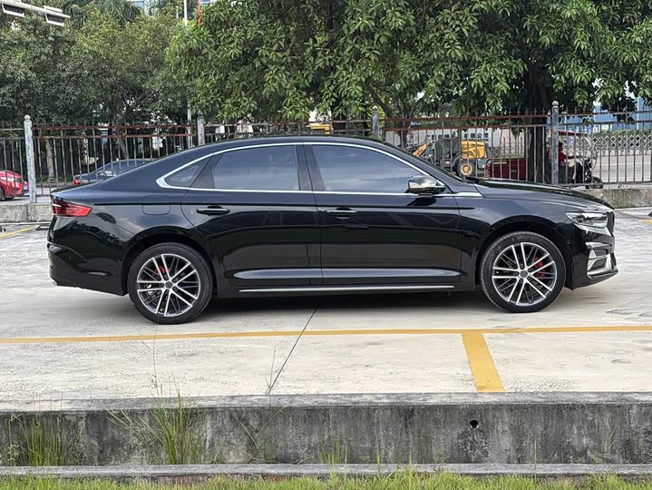 Фото 4 - Geely Preface