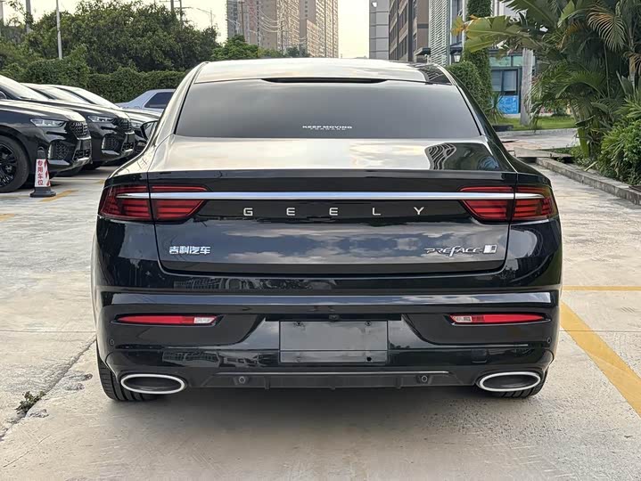 Фото 7 - Geely Preface