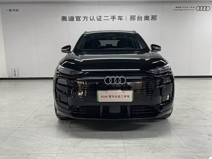 Фото 2 - Audi Q6L e-tron