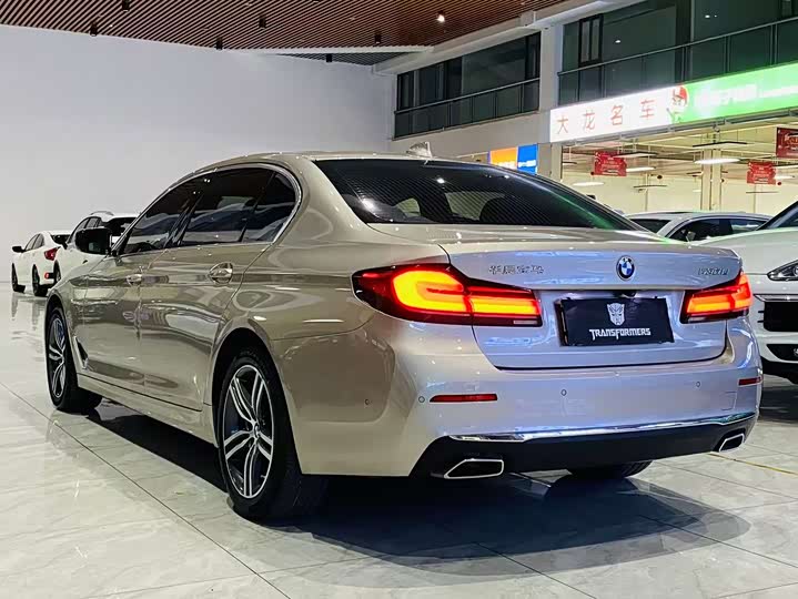 Фото 4 - BMW 5 Series