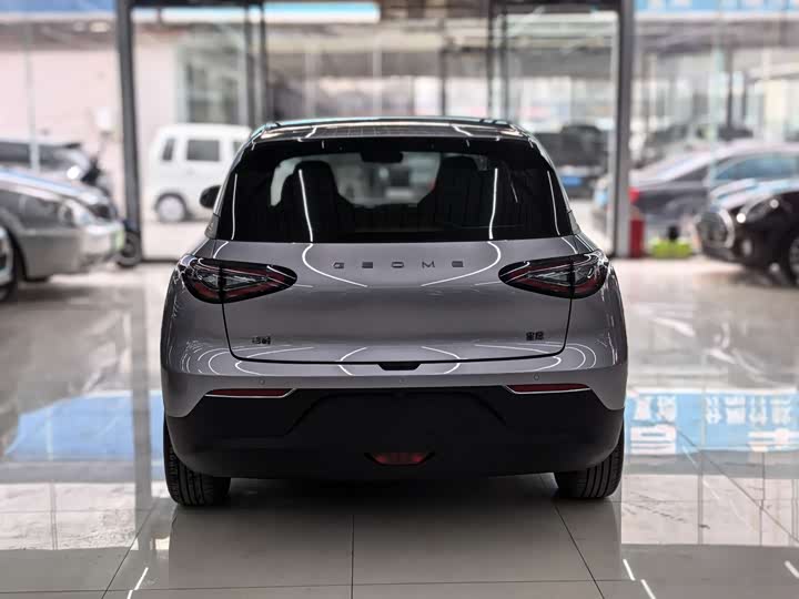 Фото 4 - Geely Galaxy Geome