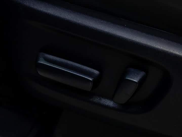 Фото 4 - Toyota Vellfire