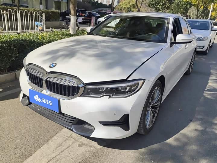 Фото 1 - BMW 3 Series