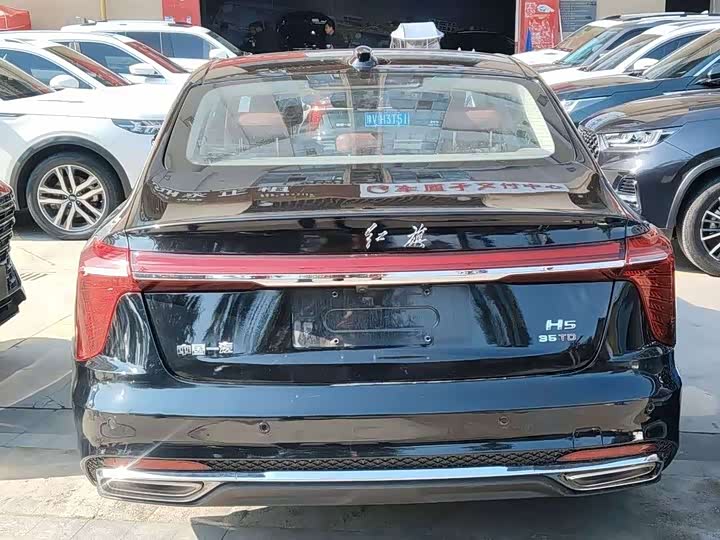 Фото 9 - Hongqi H5