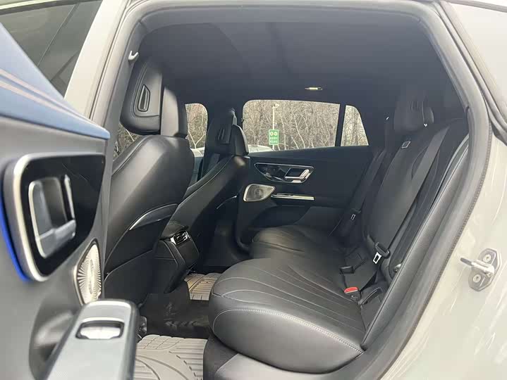 Фото 5 - Mercedes-Benz EQE