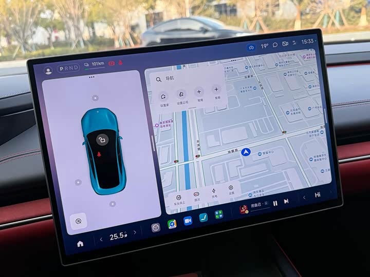 Фото 4 - Xiaomi SU7