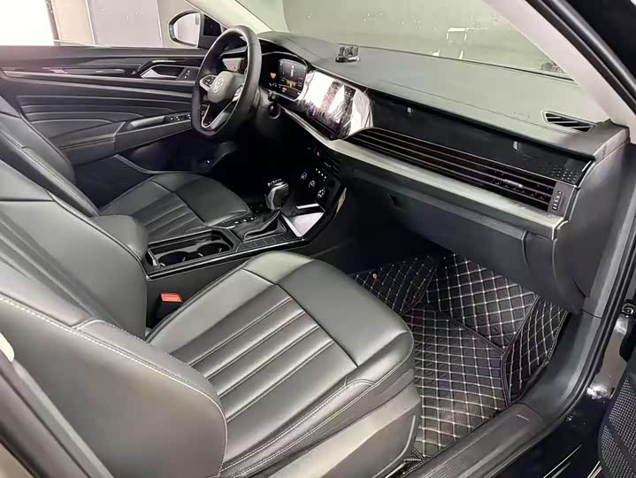 Фото 9 - Volkswagen Passat