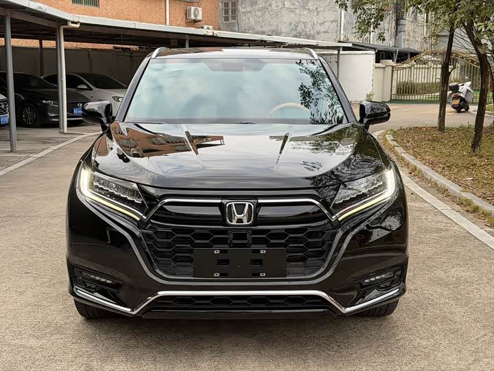 Фото 2 - Honda UR-V