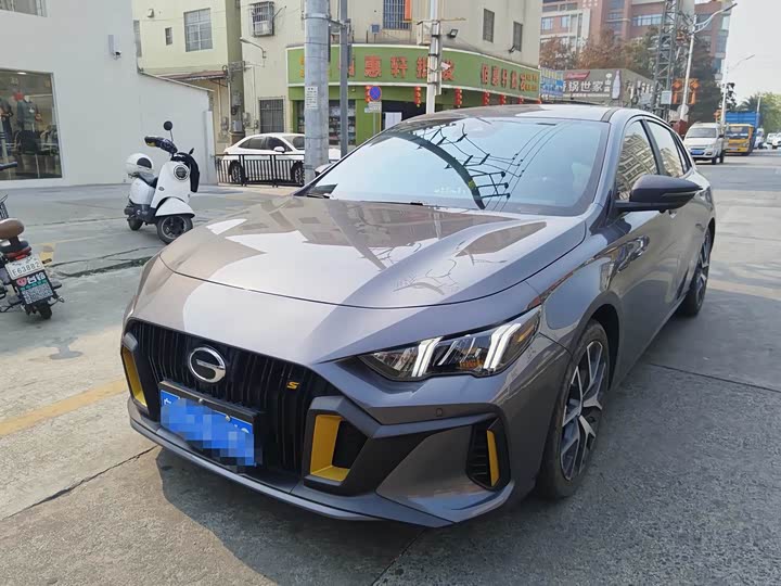 Фото 2 - GAC Trumpchi Empow R