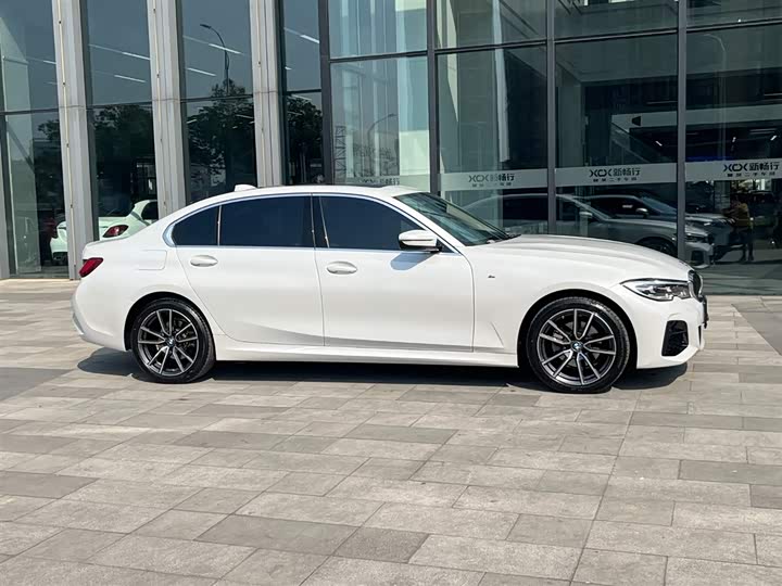 Фото 4 - BMW 3 Series