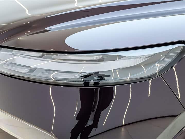 Фото 2 - Voyah Taishan