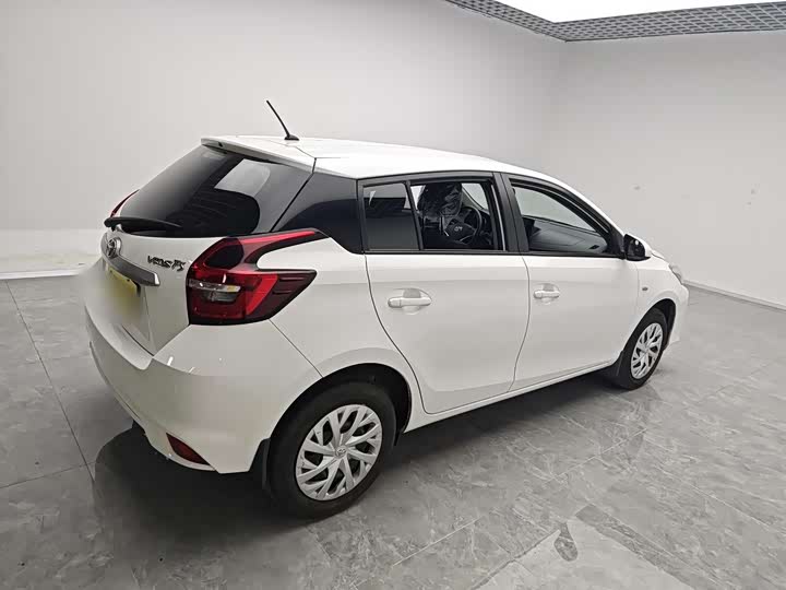 Фото 7 - Toyota Vios FS