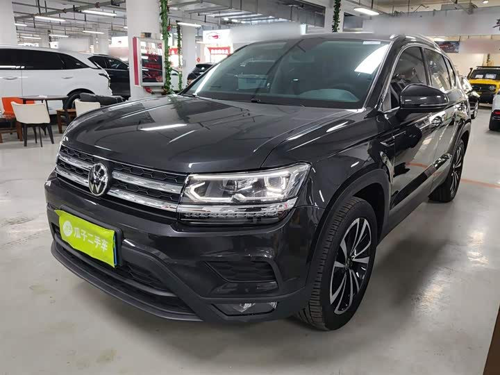 Фото 2 - Volkswagen Tharu