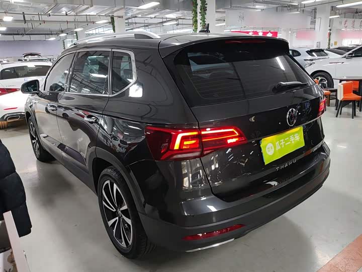 Фото 5 - Volkswagen Tharu