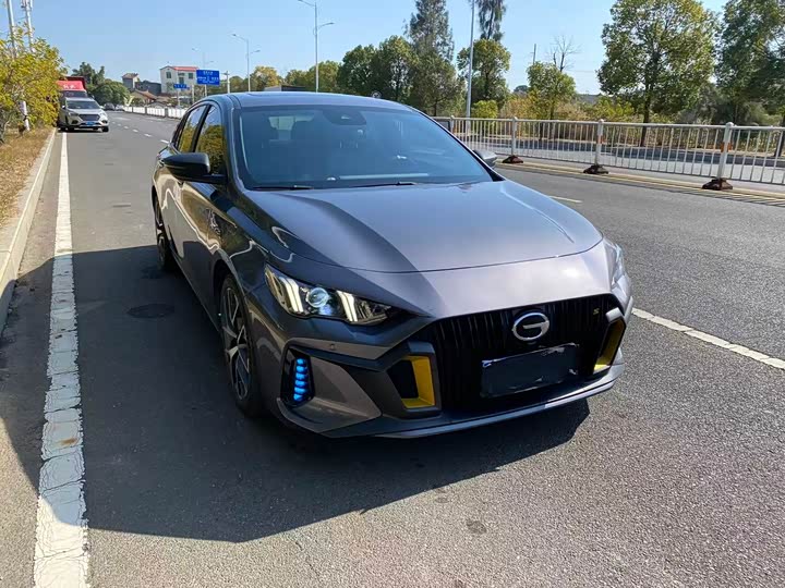 Фото 3 - GAC Trumpchi Empow R