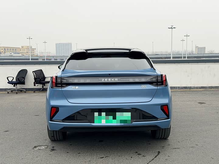 Фото 5 - Zeekr 001