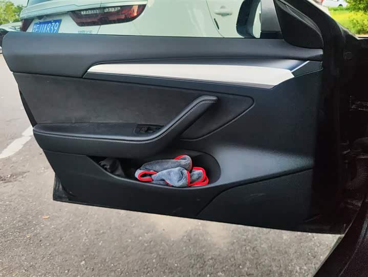 Фото 7 - Tesla Model 3