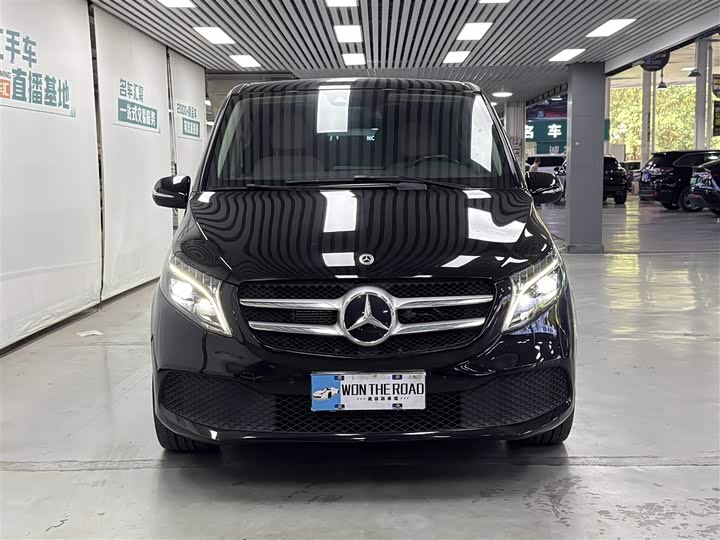 Фото 2 - Mercedes-Benz V-Class