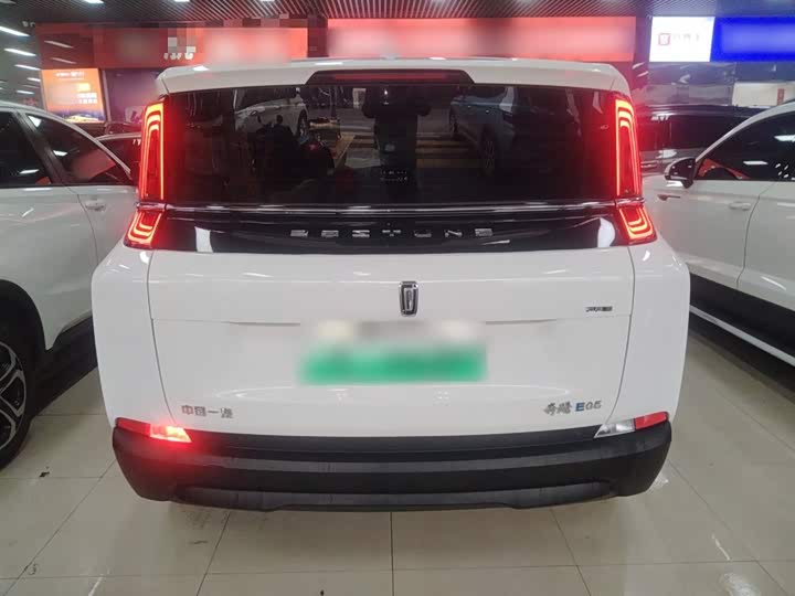 Фото 6 - Bestune NAT