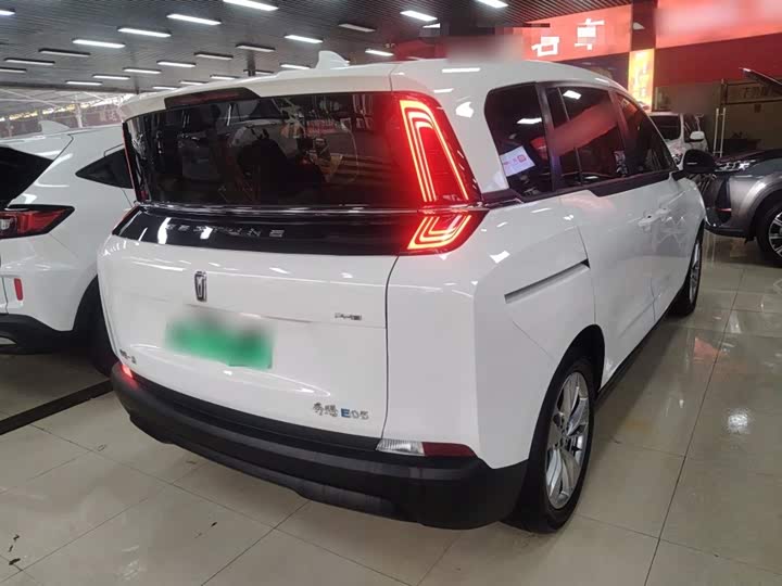 Фото 7 - Bestune NAT