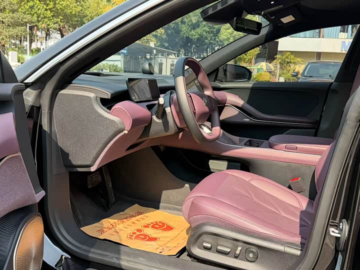 Фото 7 - Nio ET5