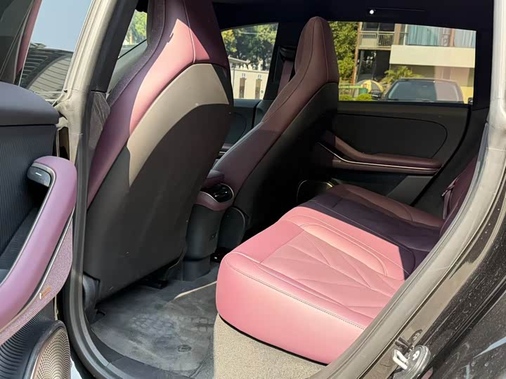 Фото 8 - Nio ET5