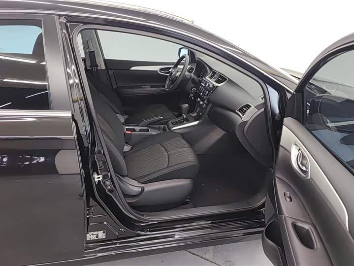 Фото 8 - Nissan Sylphy