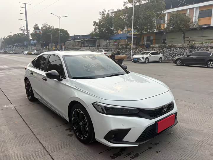 Фото 3 - Honda Civic