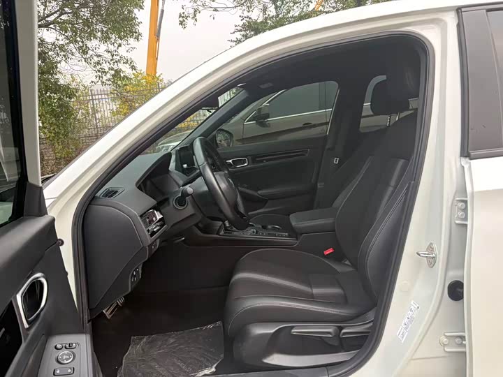 Фото 4 - Honda Civic